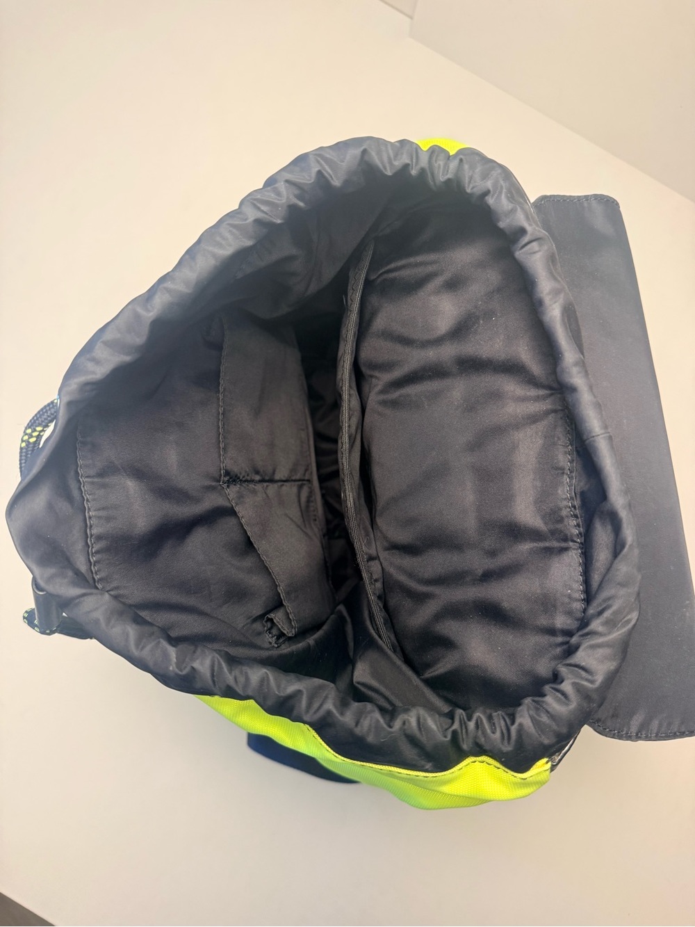 Michael Kors RARE Neon Yellow & Black Leather-Trim Brooklyn Backpack - Picture 9 of 9
